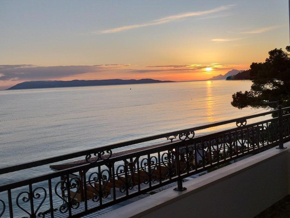 Apartmani Mirona - Tučepi Zewnętrze zdjęcie